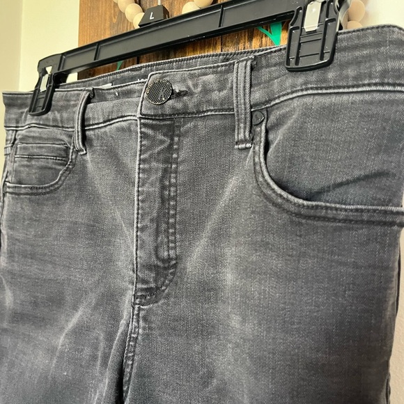 Kut from the Kloth High Rise Skinny Ankle Connie Black Jeans, Women’s Sz 8 - Picture 4 of 12